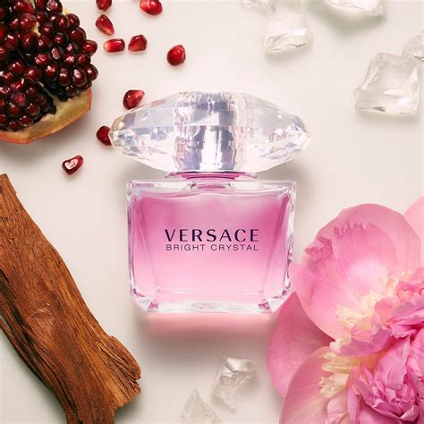 cofanetti versace crystal bright|versace bright crystal perfume smell.